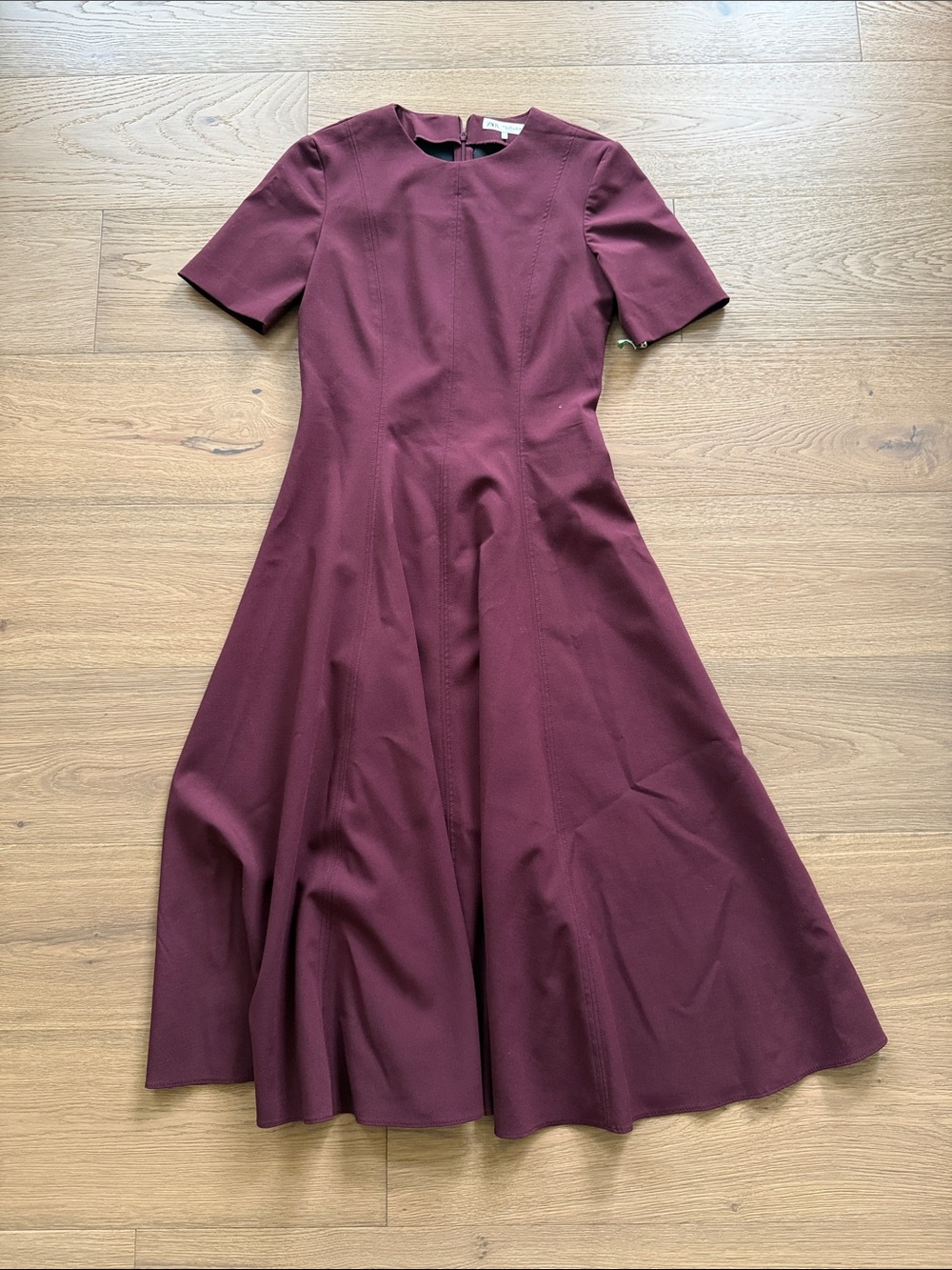 Women’s Short-Sleeve A-Line Dress in Burgundy